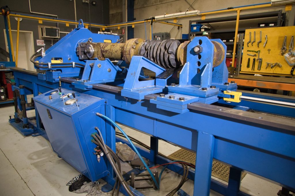 hydraulic cylinder repair
